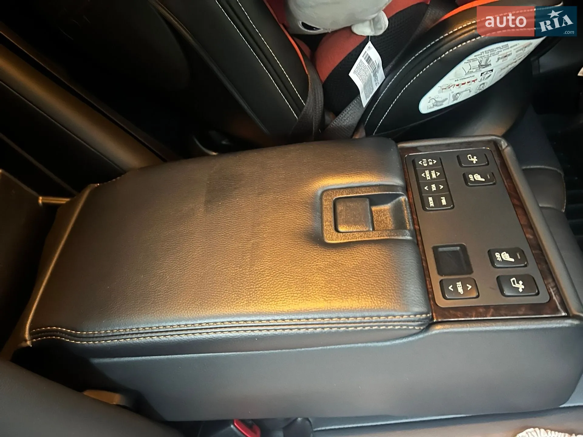 2016 Toyota Camry - мініатюра 10