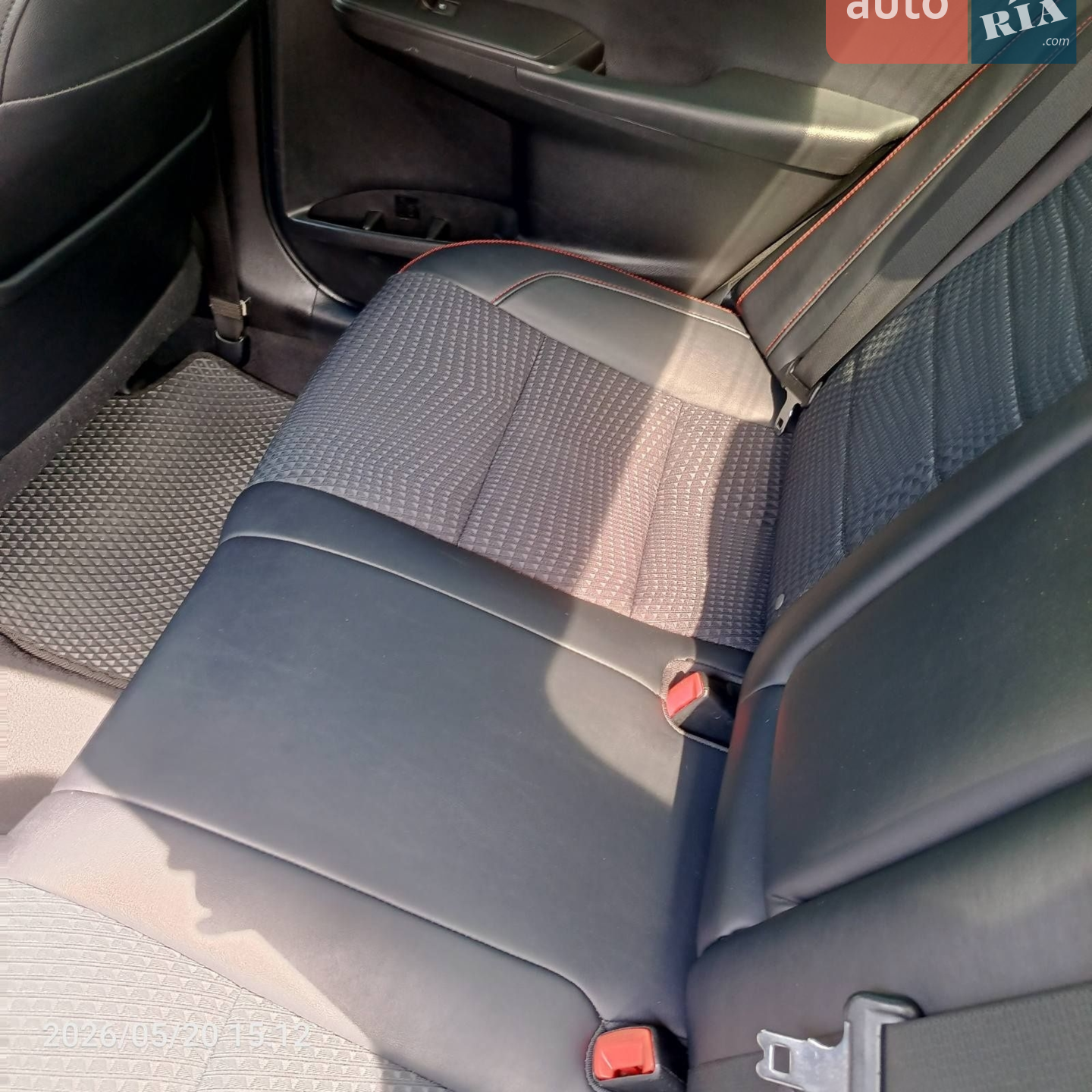 2015 Toyota Camry - мініатюра 4