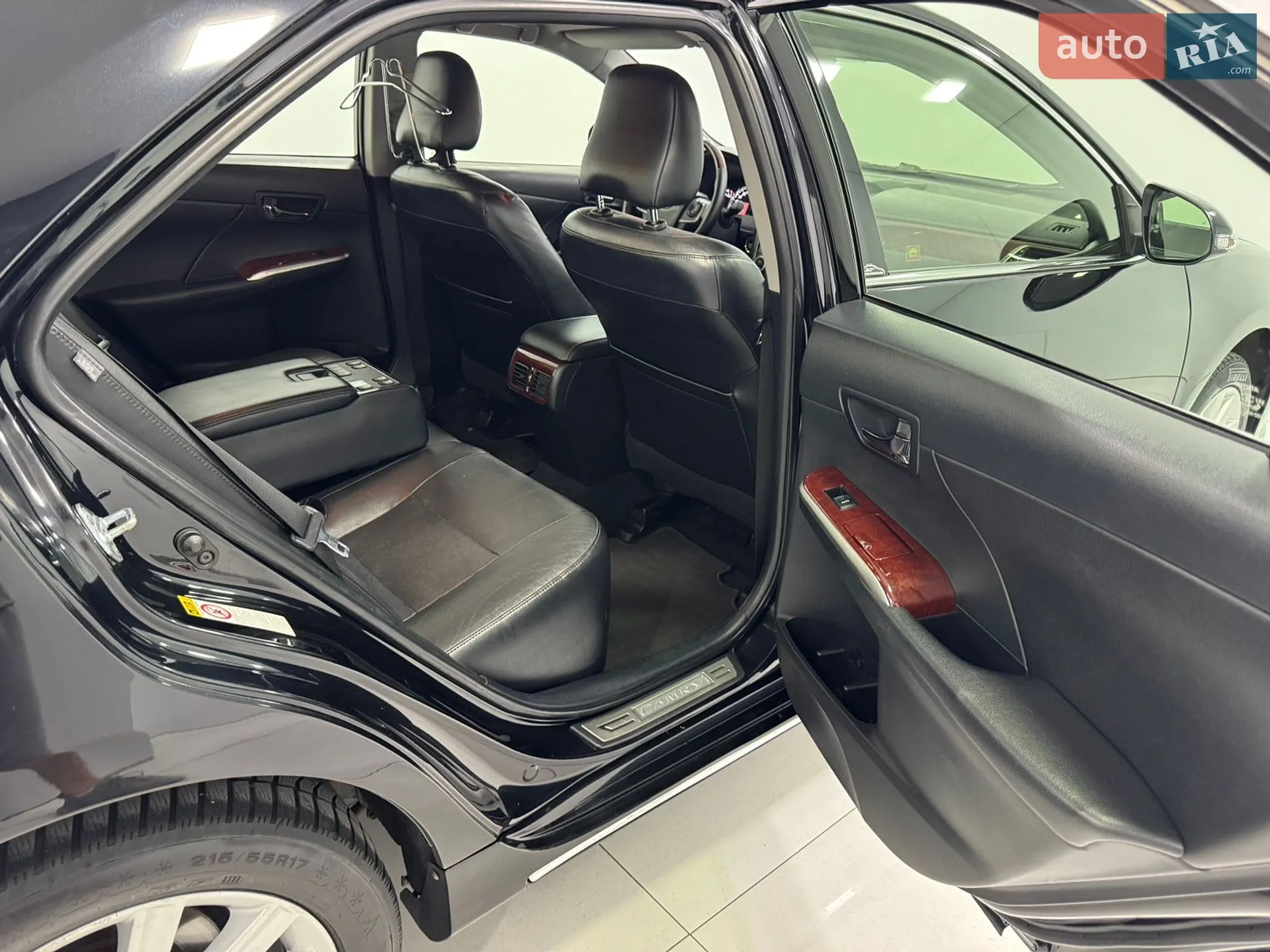 2014 Toyota Camry - мініатюра 35