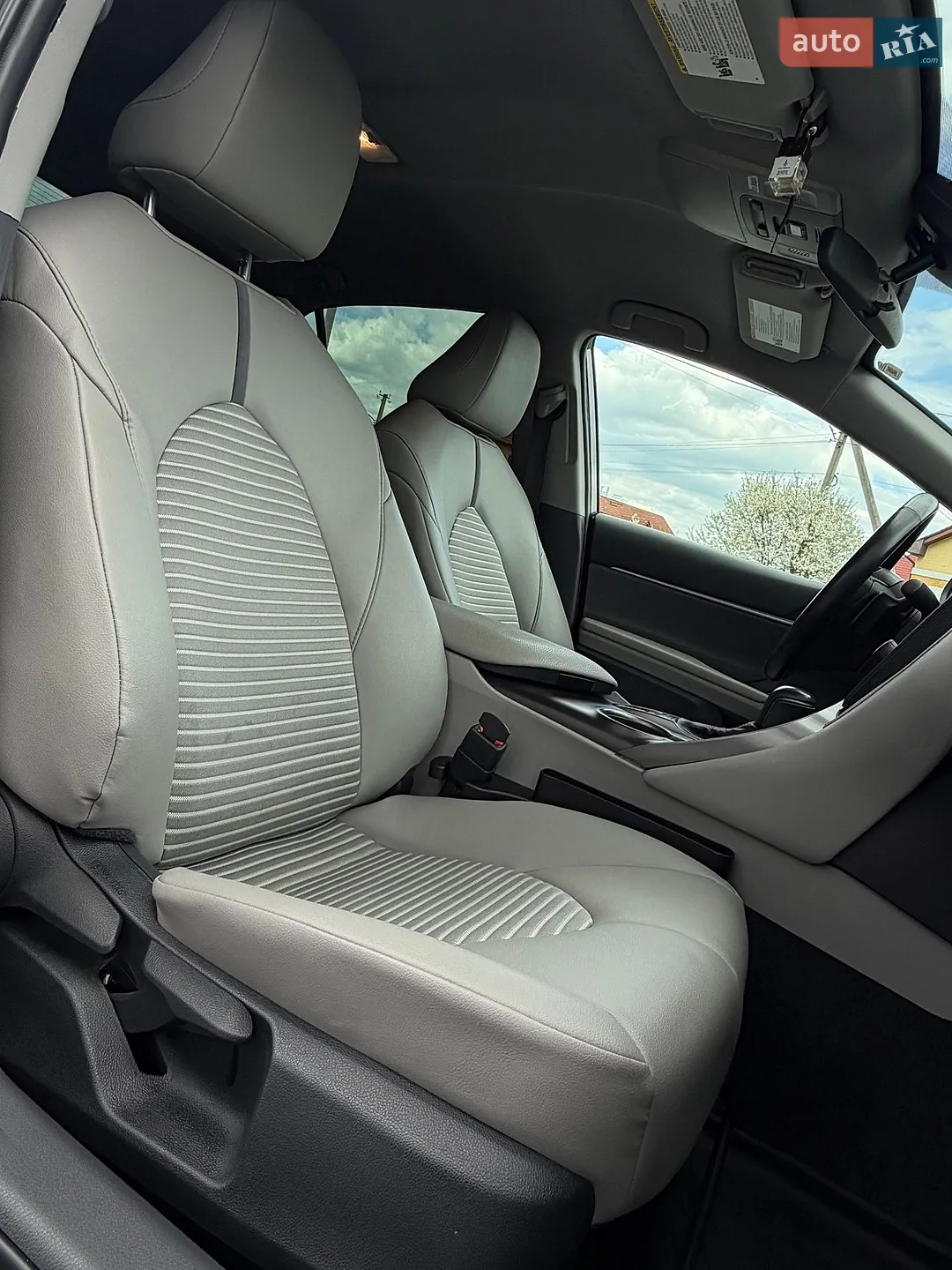 2023 Toyota Camry - мініатюра 31