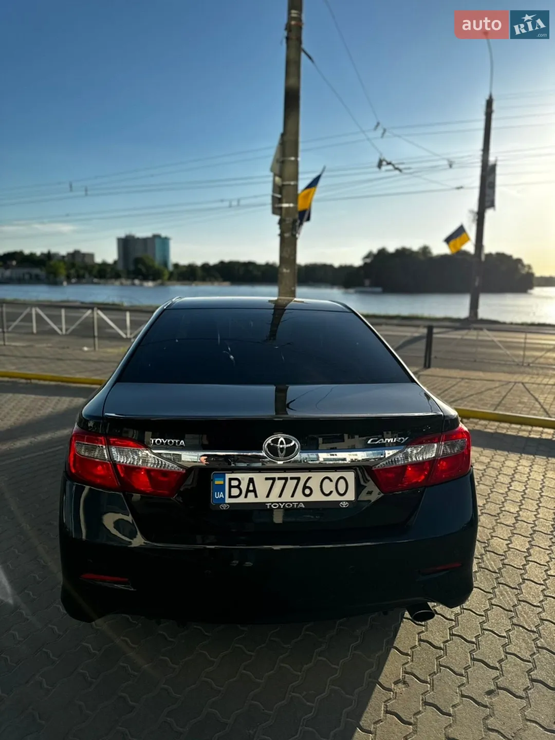 2013 Toyota Camry - мініатюра 22