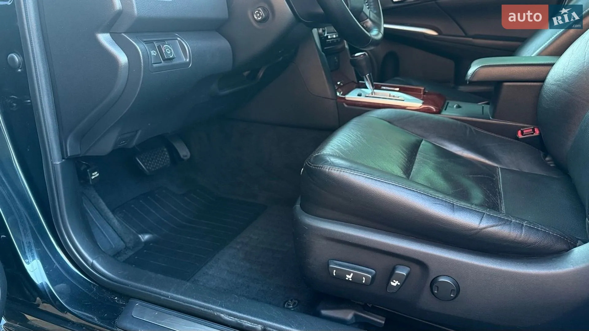 2011 Toyota Camry - мініатюра 33