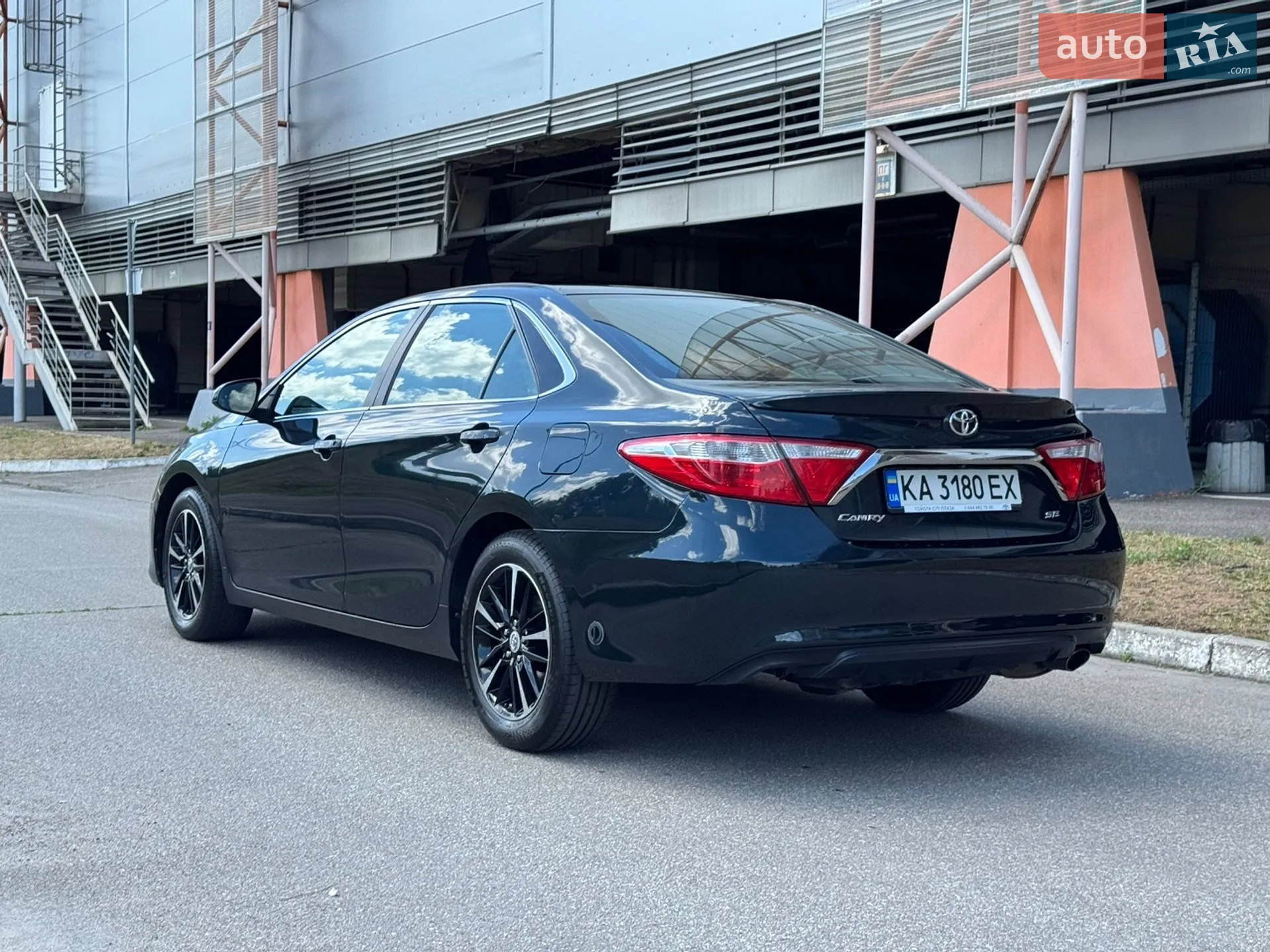 2016 Toyota Camry - мініатюра 5