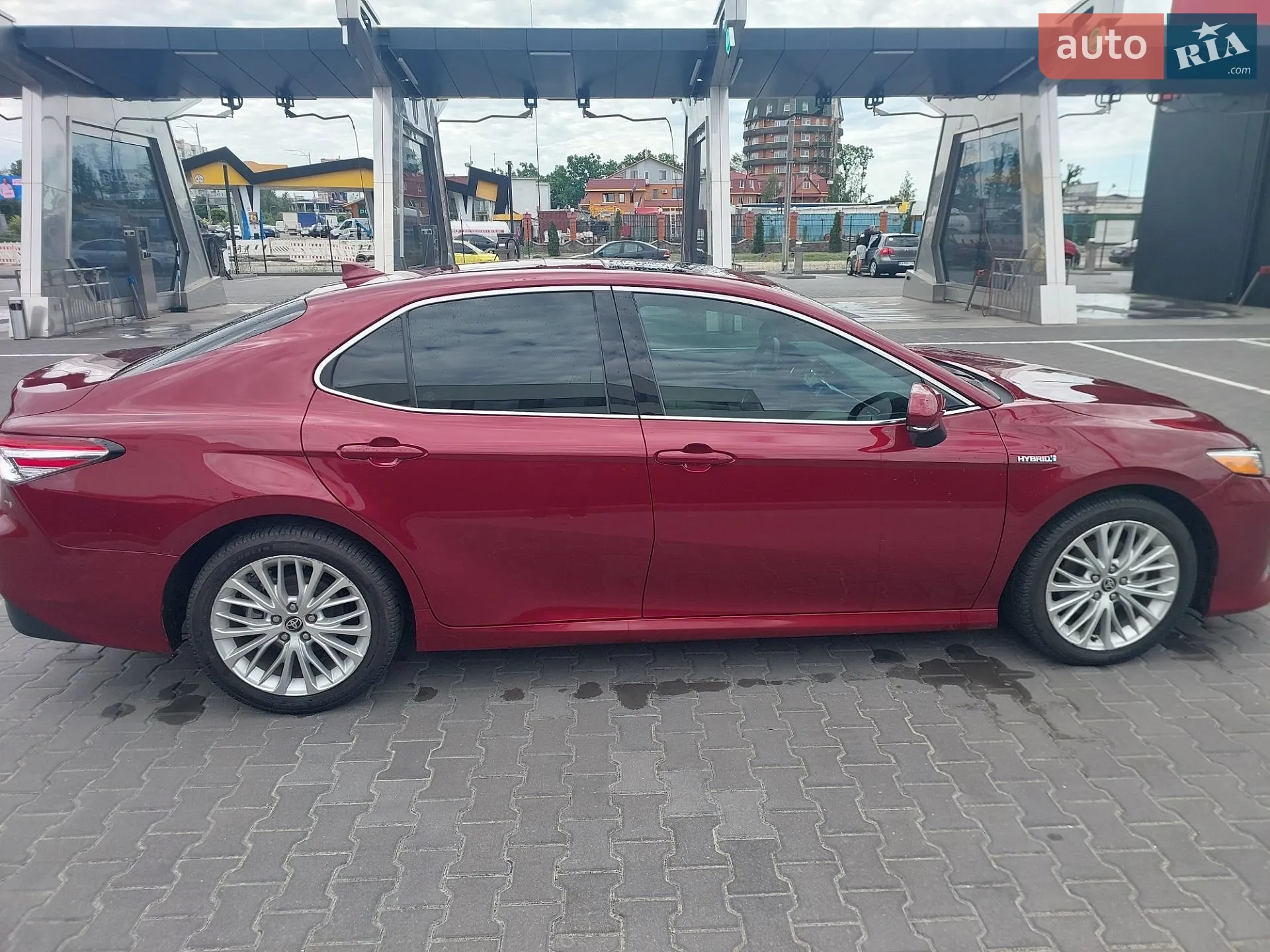 2020 Toyota Camry - мініатюра 3