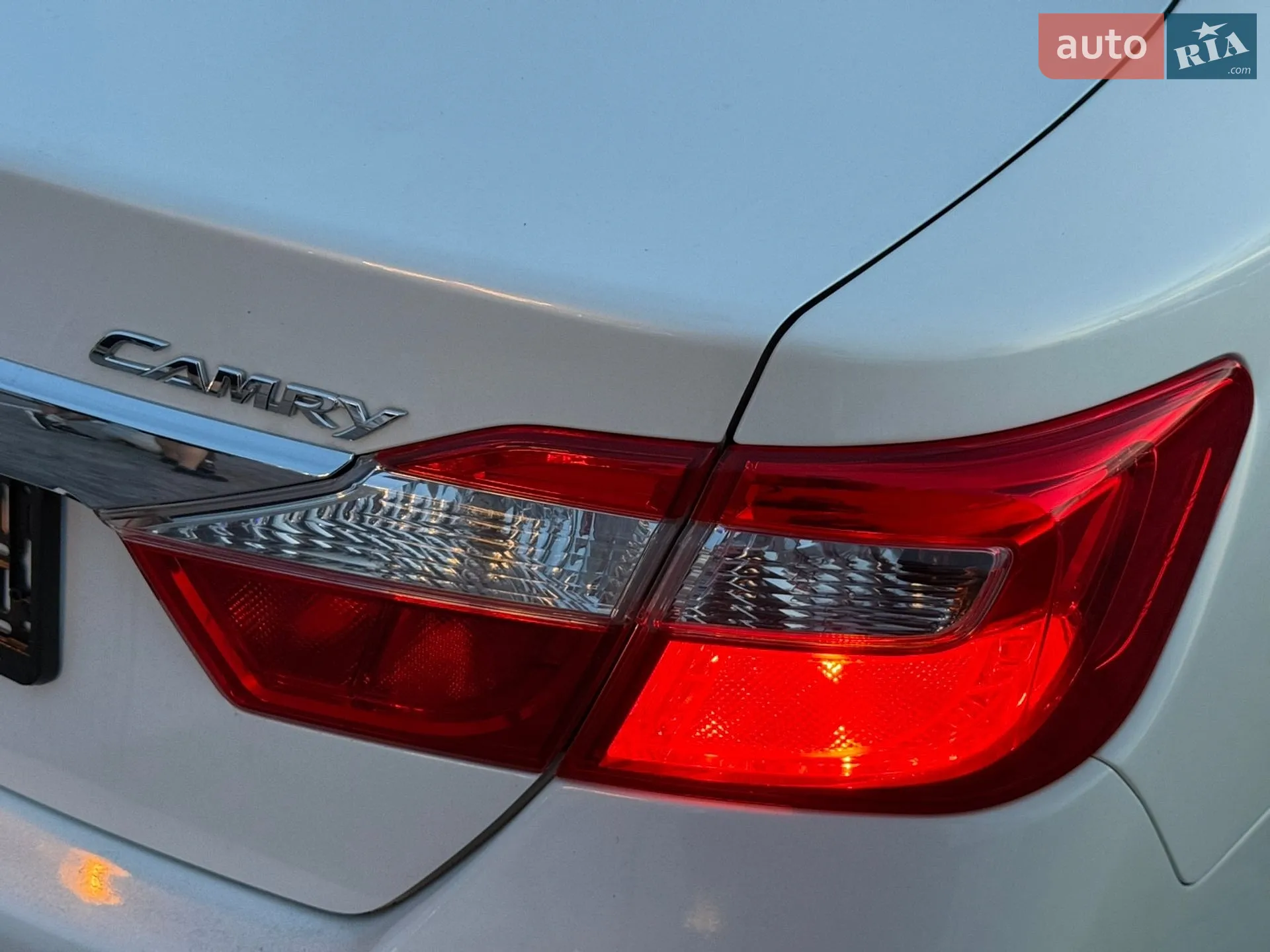 2011 Toyota Camry - мініатюра 11