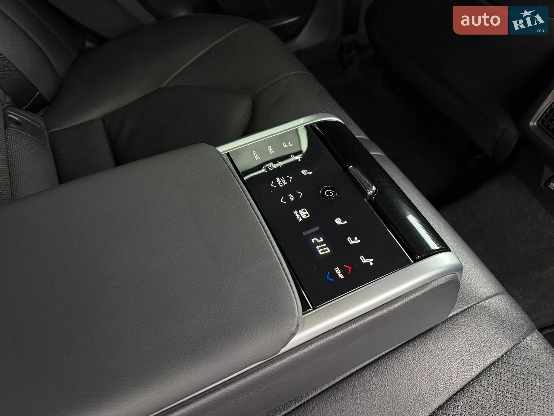 2022 Toyota Camry - мініатюра 36