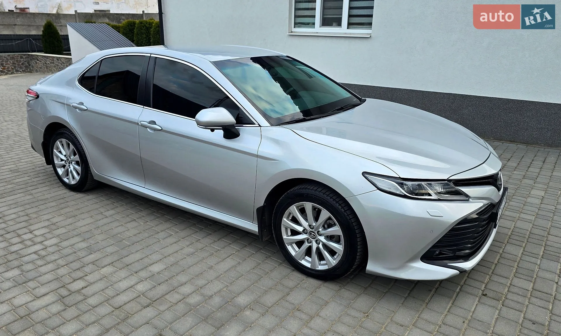 2017 Toyota Camry - мініатюра 3