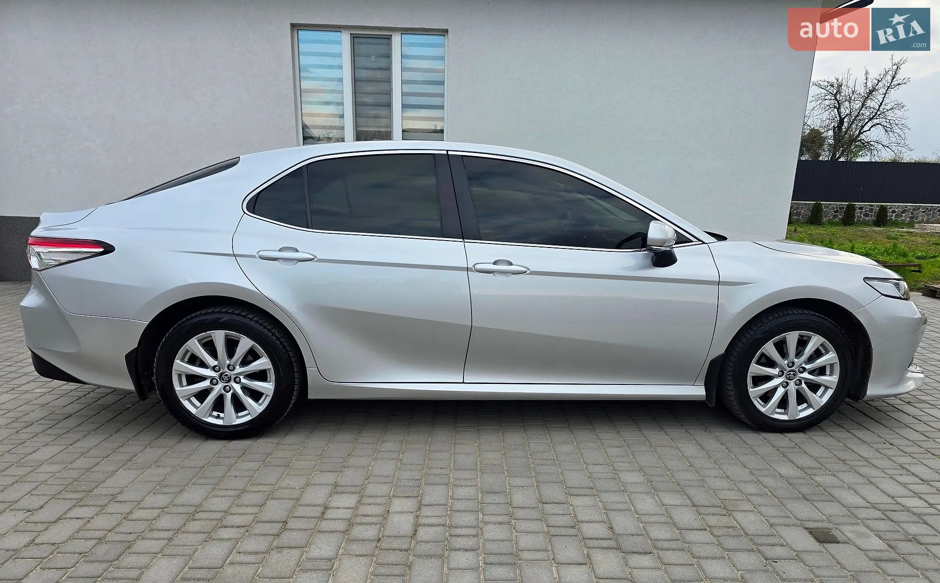 2017 Toyota Camry - мініатюра 4