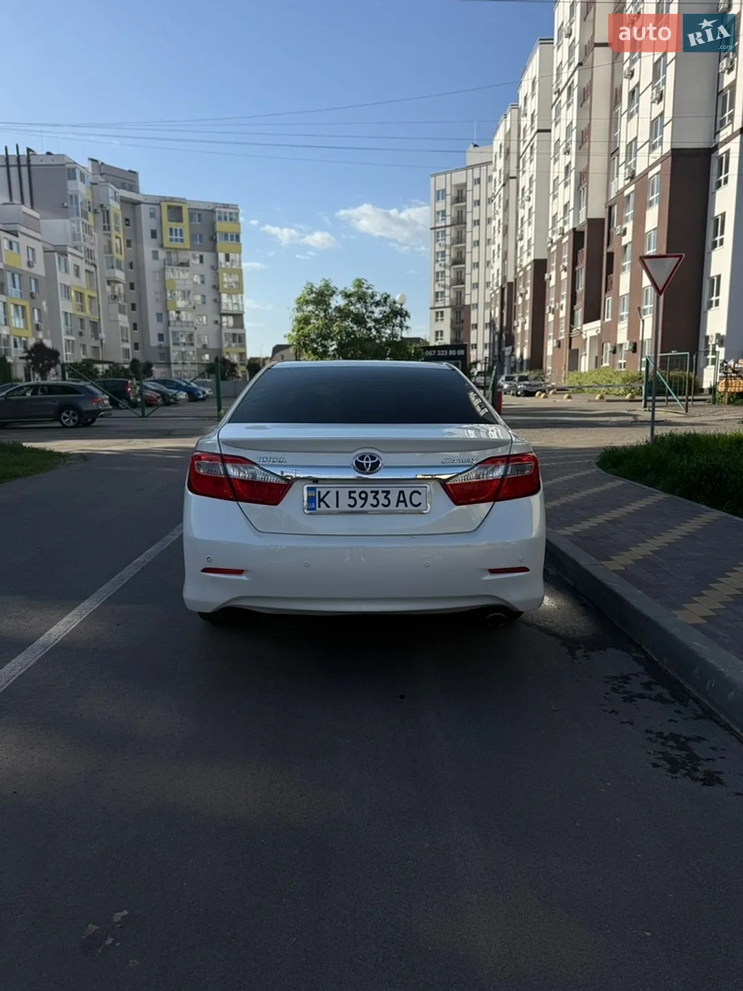 2011 Toyota Camry - мініатюра 5
