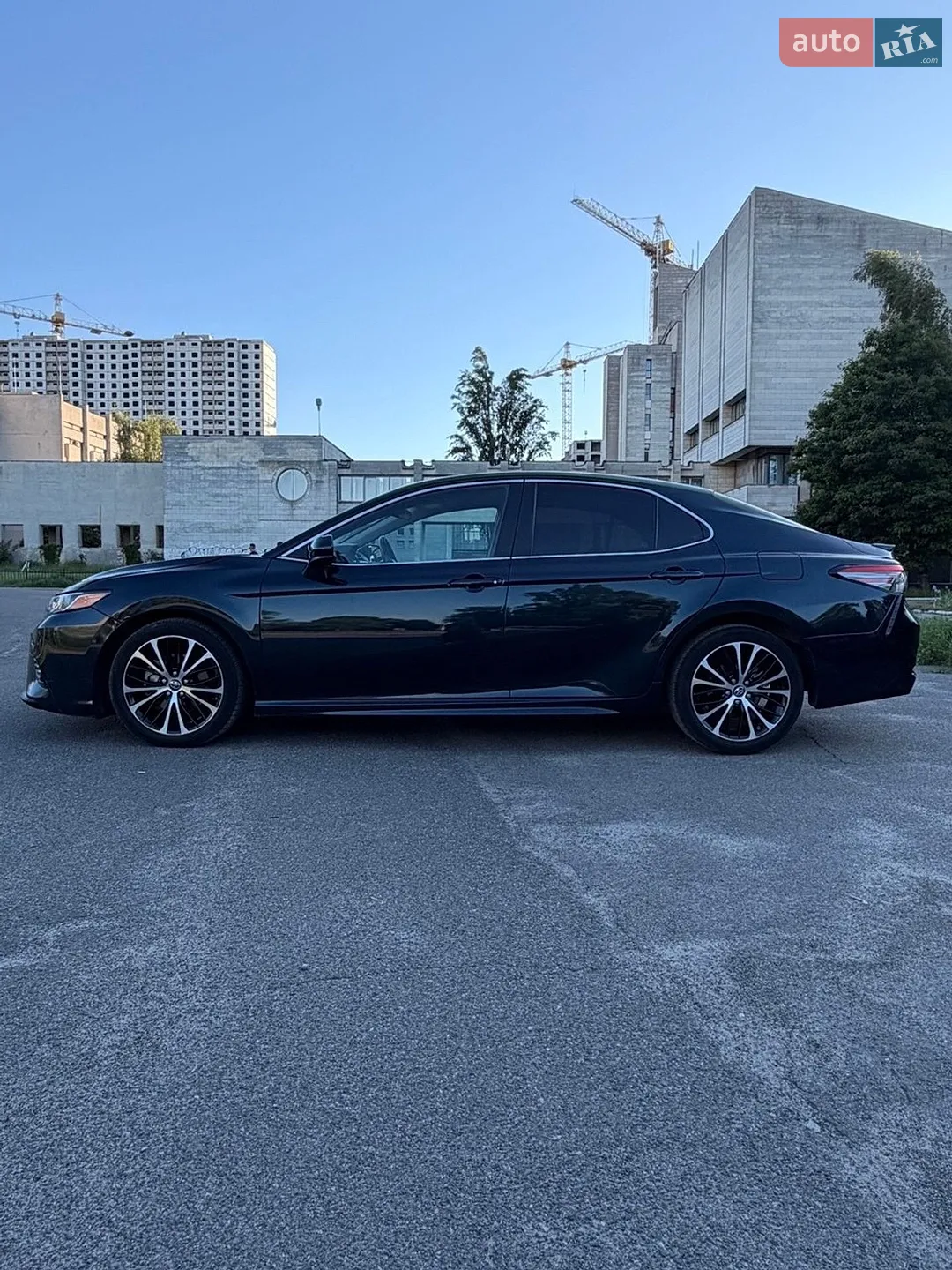 2019 Toyota Camry - мініатюра 8