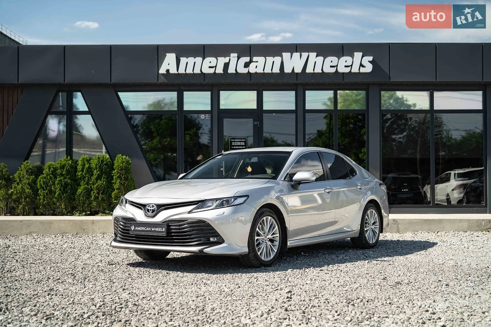 2020 Toyota Camry - фото 1