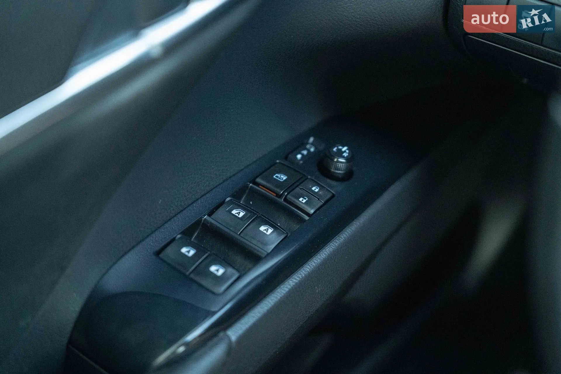 2020 Toyota Camry - мініатюра 16