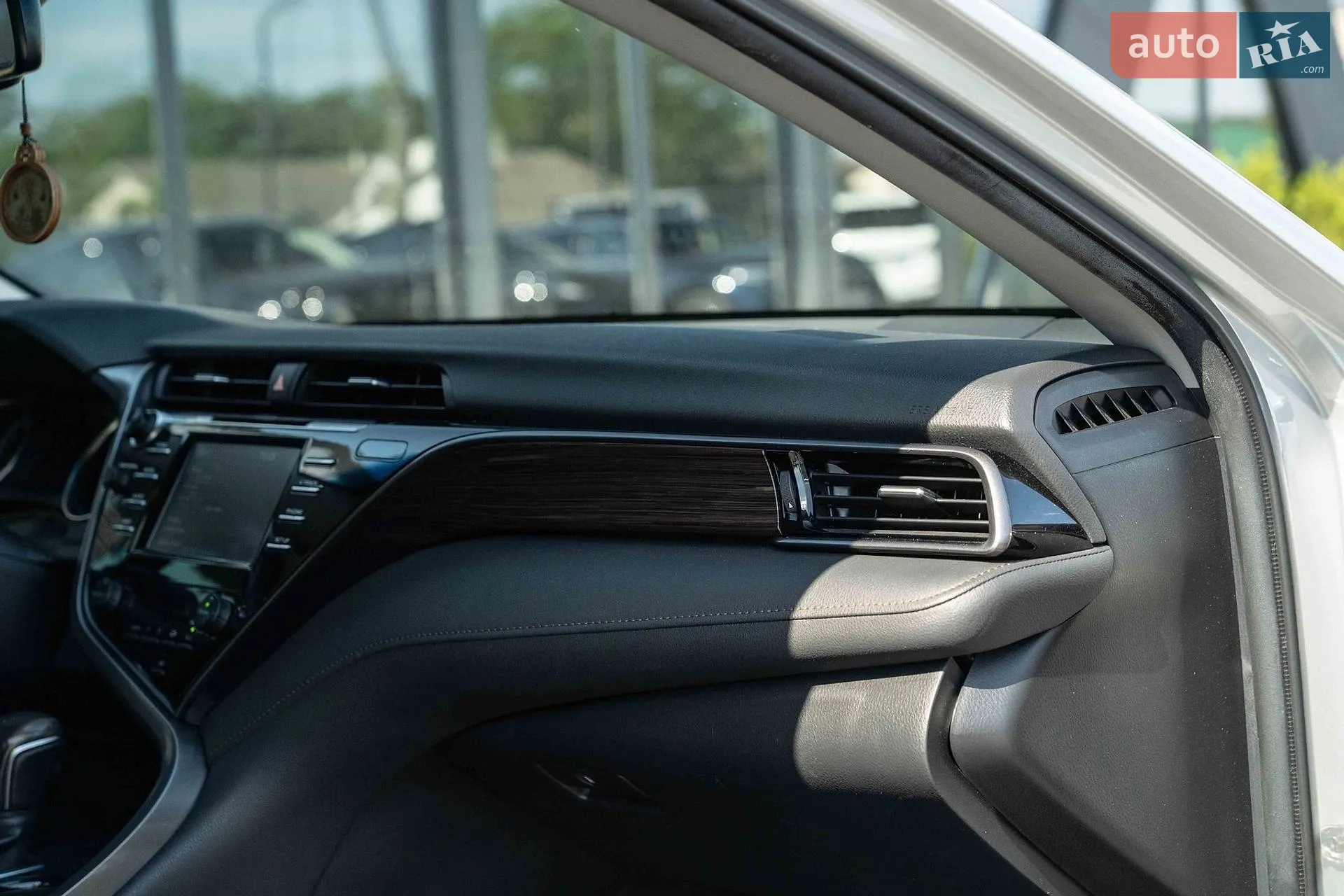 2020 Toyota Camry - мініатюра 31