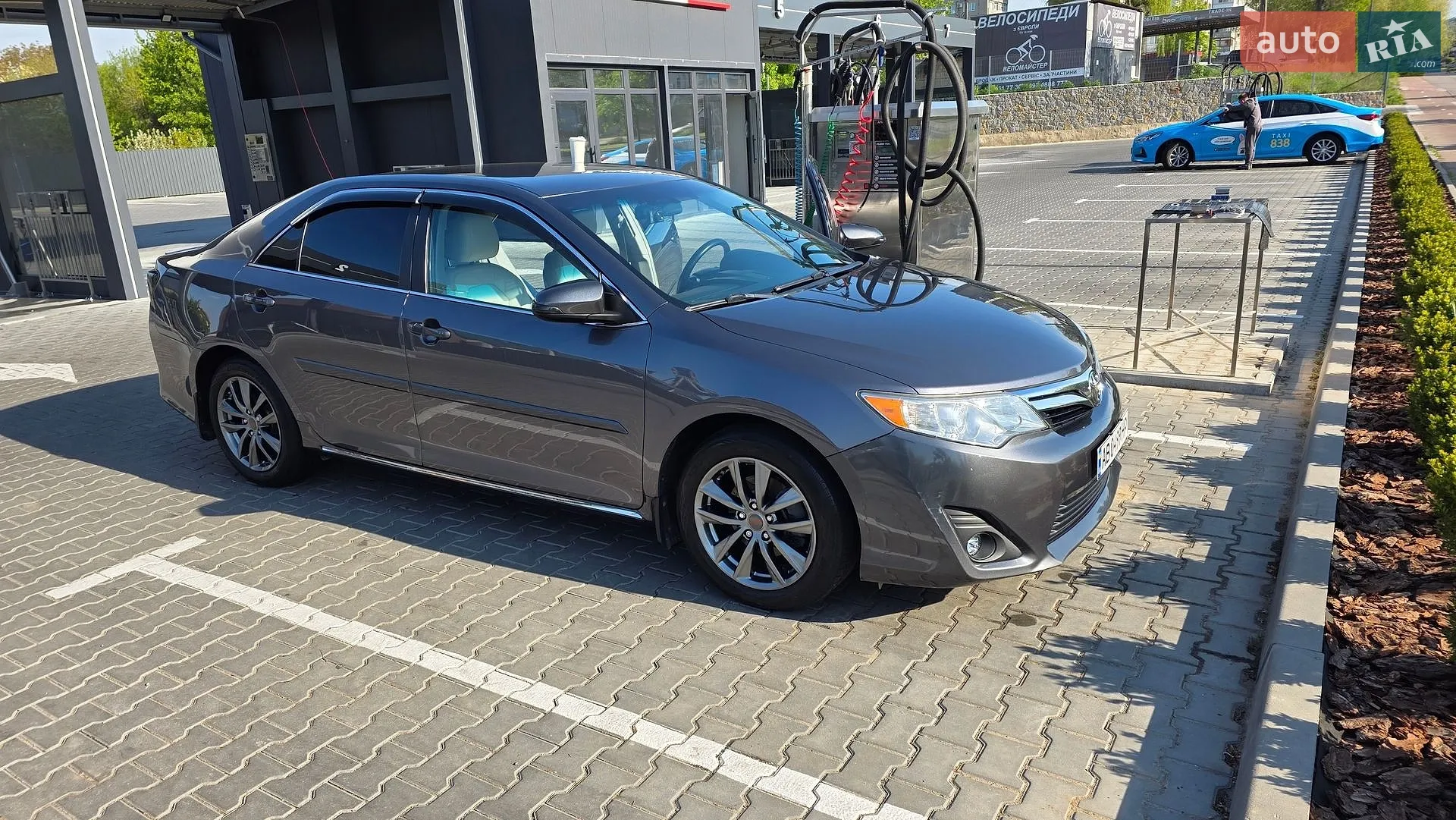 2014 Toyota Camry - мініатюра 6