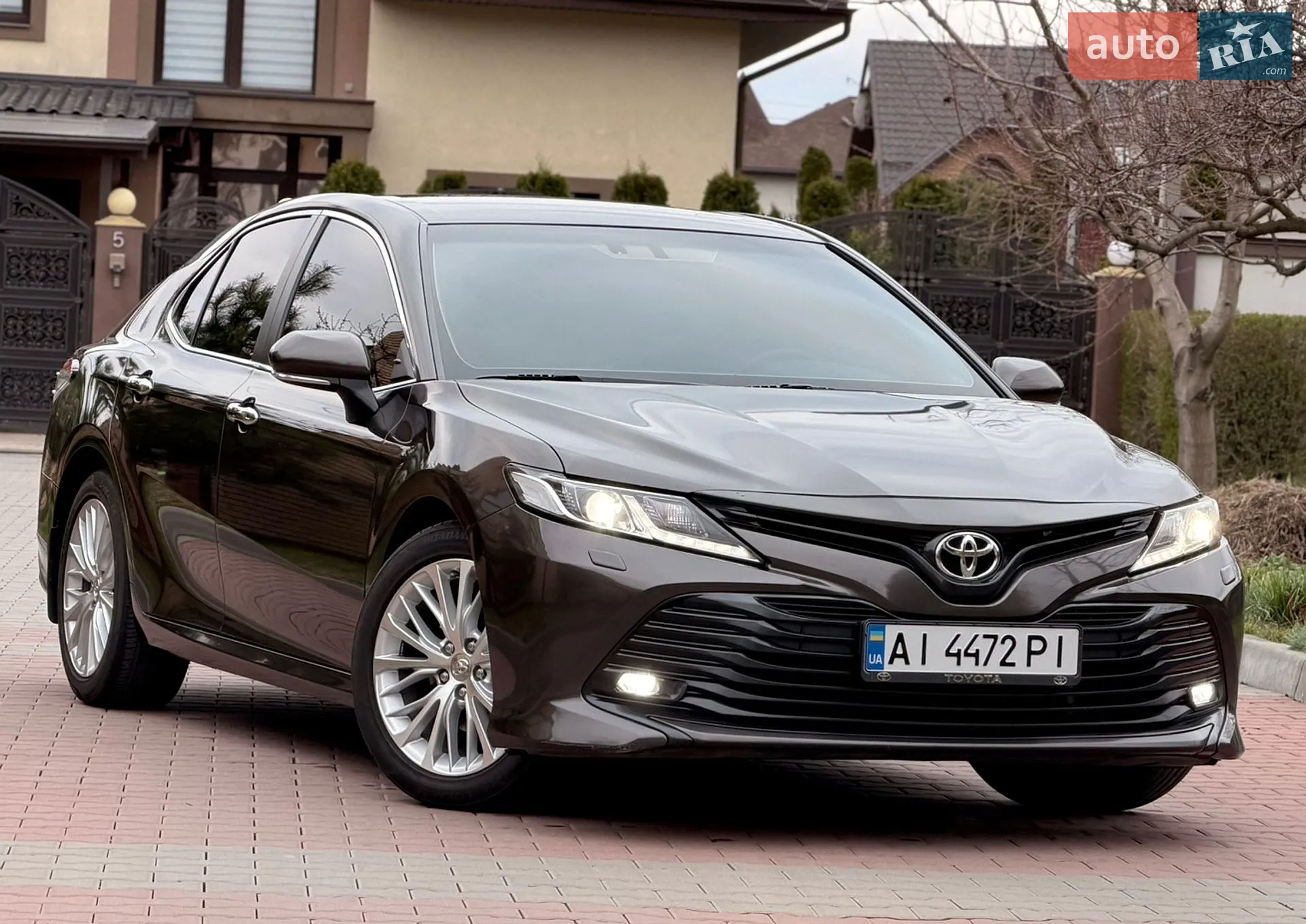 2017 Toyota Camry - мініатюра 13