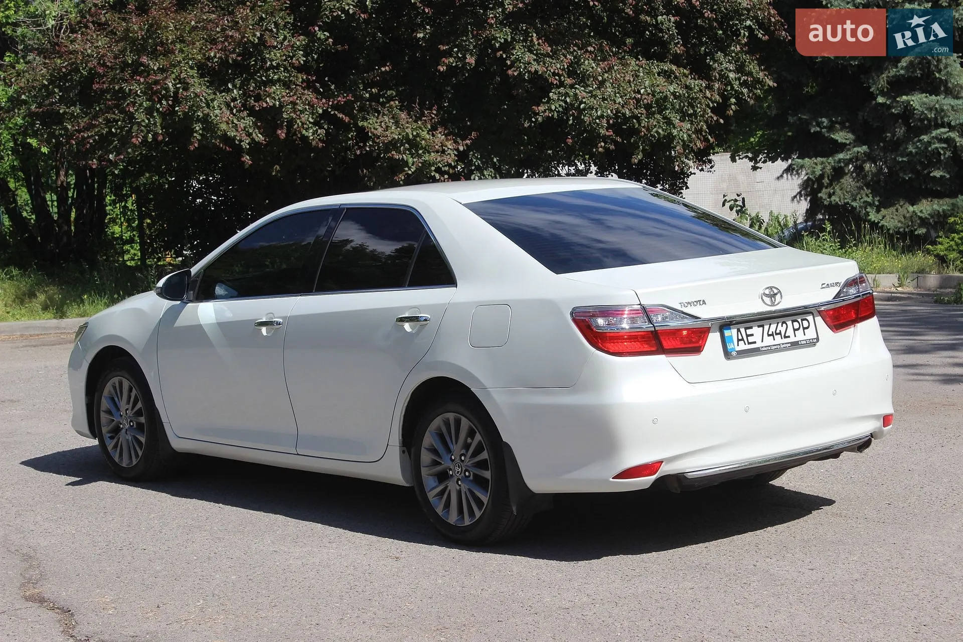 2016 Toyota Camry - мініатюра 12