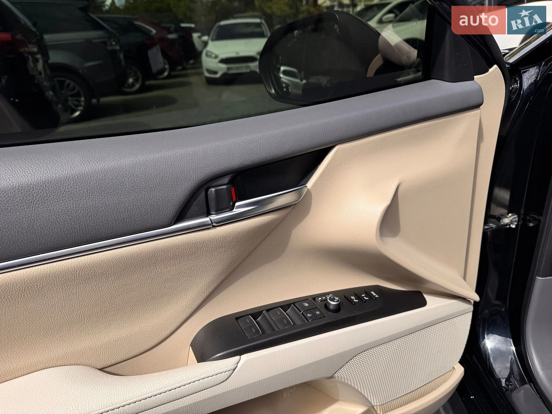 2022 Toyota Camry - мініатюра 12