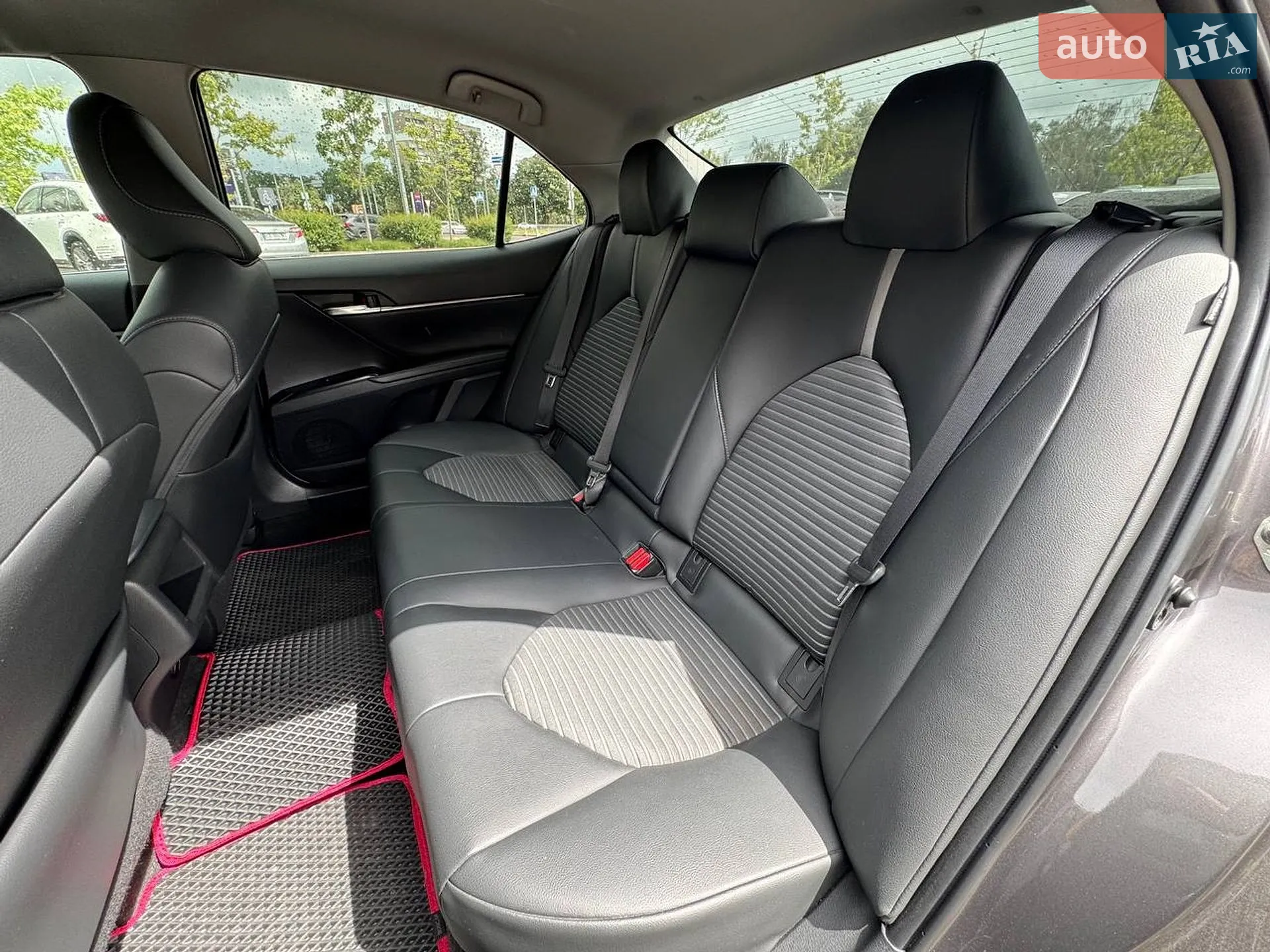 2017 Toyota Camry - мініатюра 9
