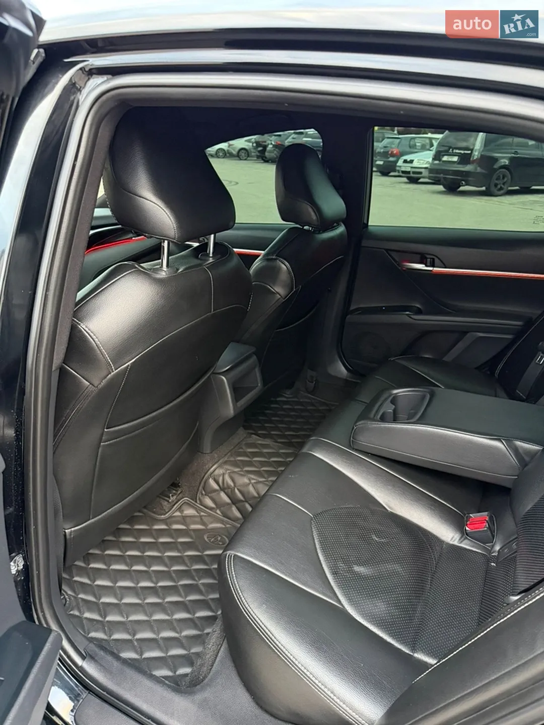 2017 Toyota Camry - мініатюра 13