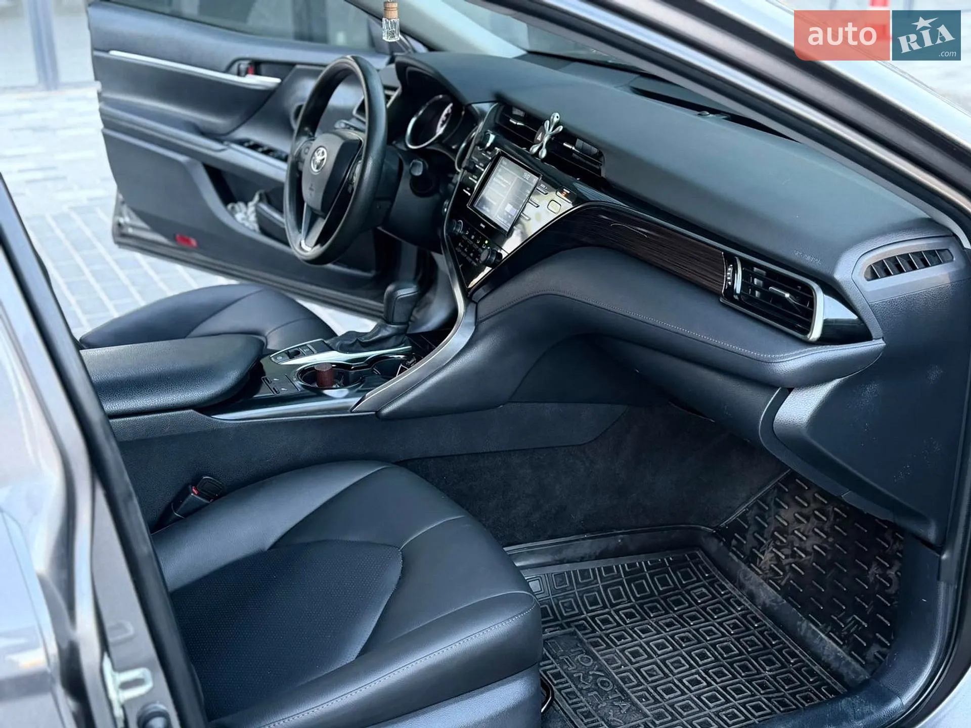 2020 Toyota Camry - мініатюра 7