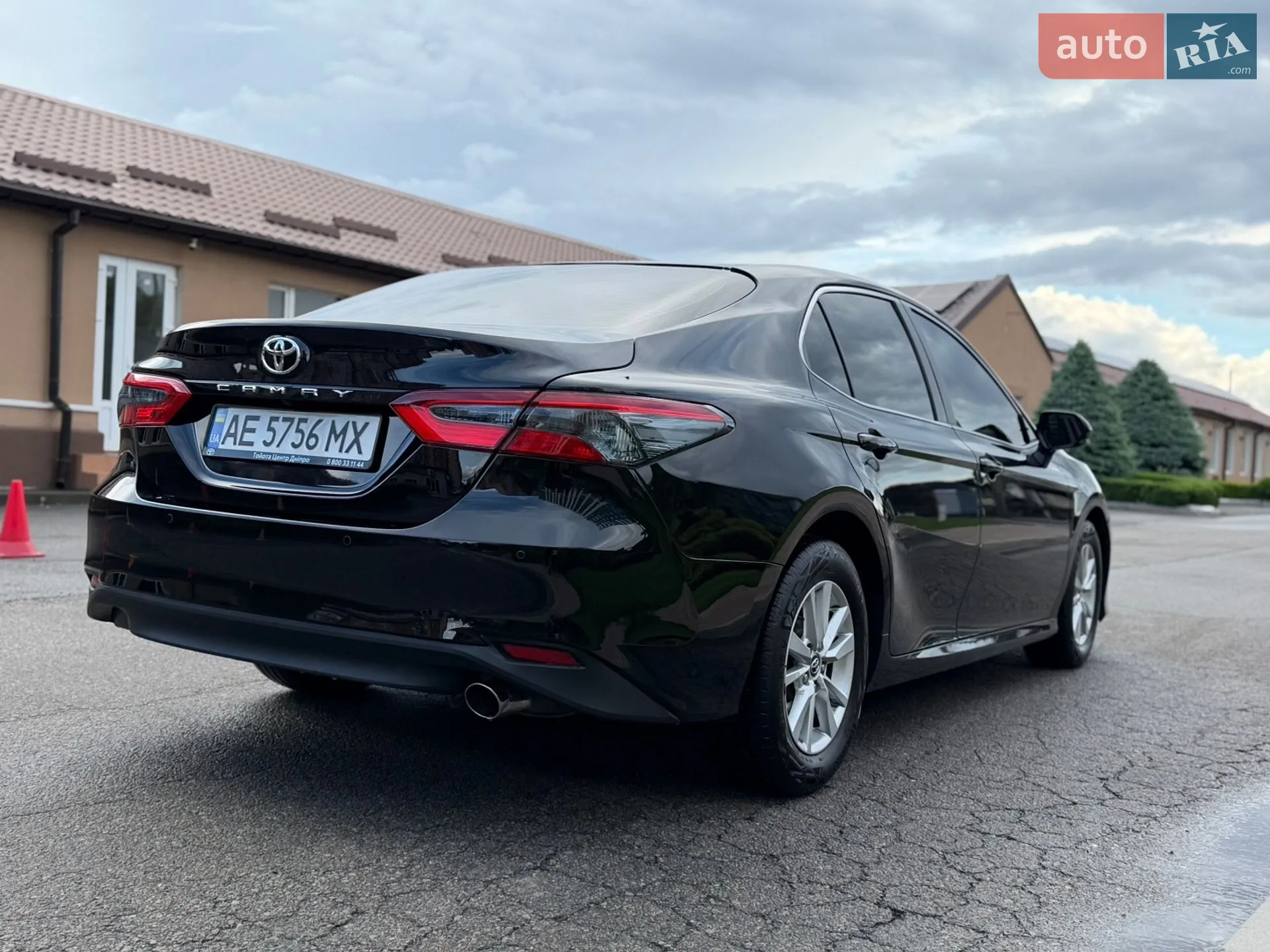 2018 Toyota Camry - мініатюра 19
