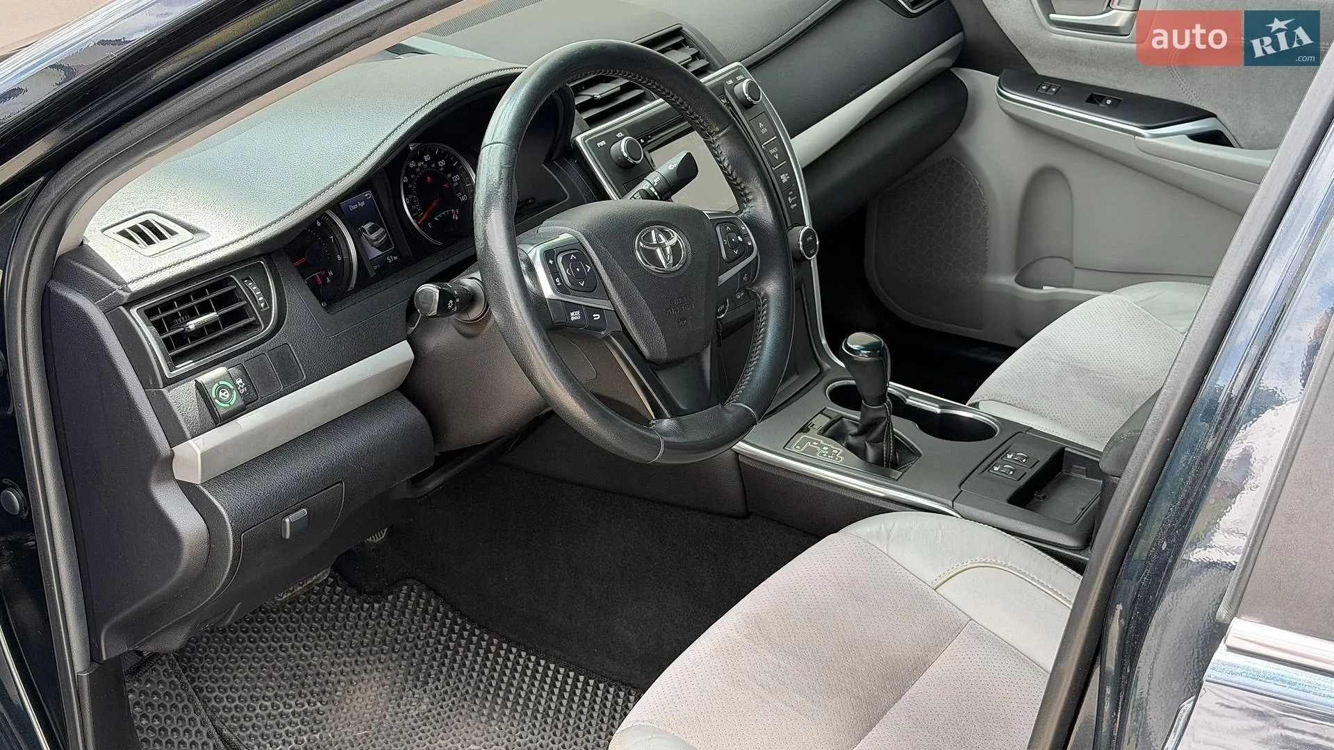 2014 Toyota Camry - мініатюра 24