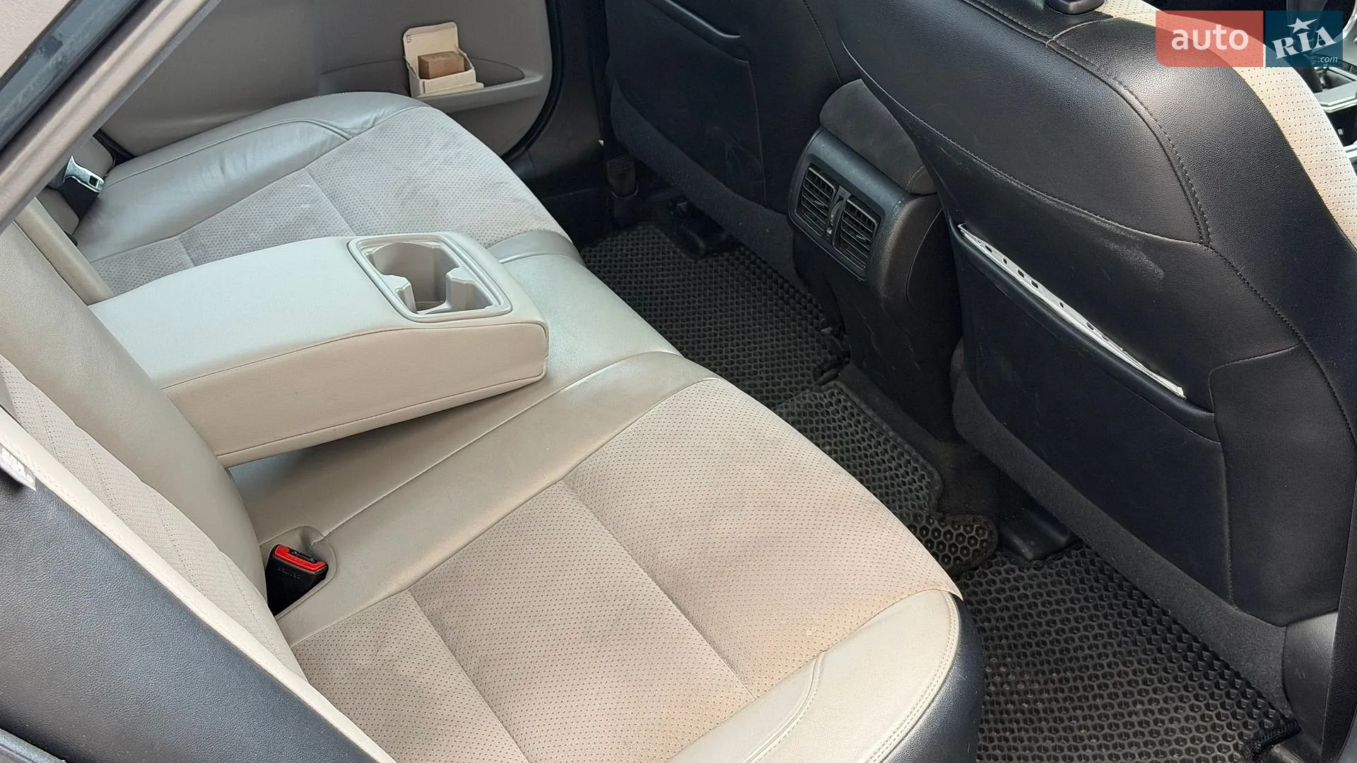 2014 Toyota Camry - мініатюра 41
