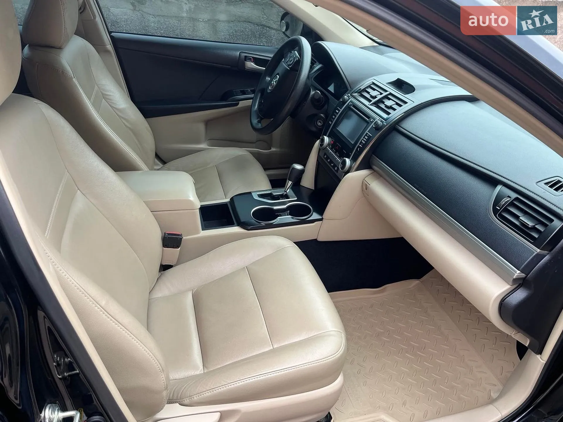 2014 Toyota Camry - мініатюра 9