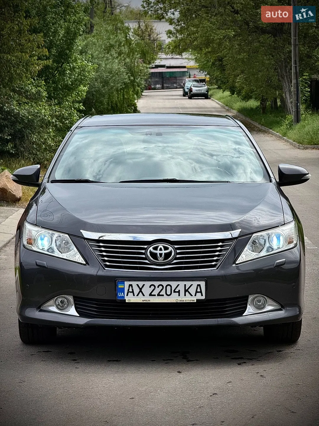 2013 Toyota Camry - мініатюра 2