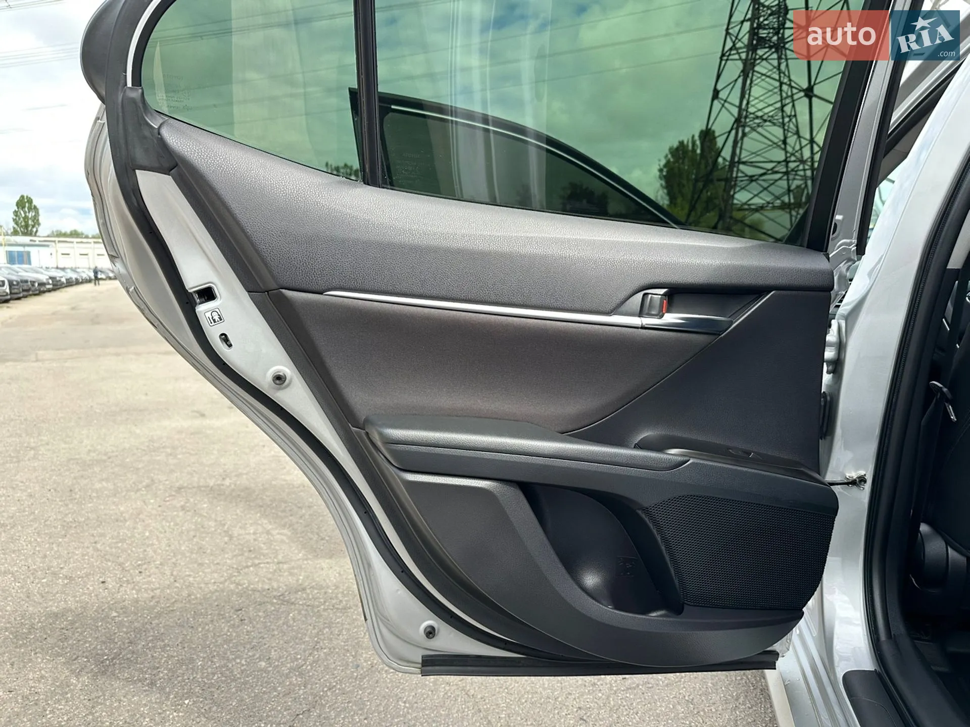 2022 Toyota Camry - мініатюра 17