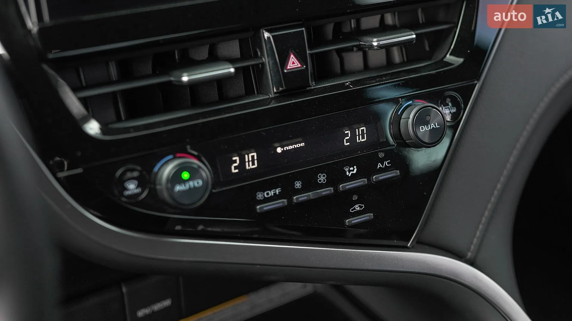 2021 Toyota Camry - мініатюра 33