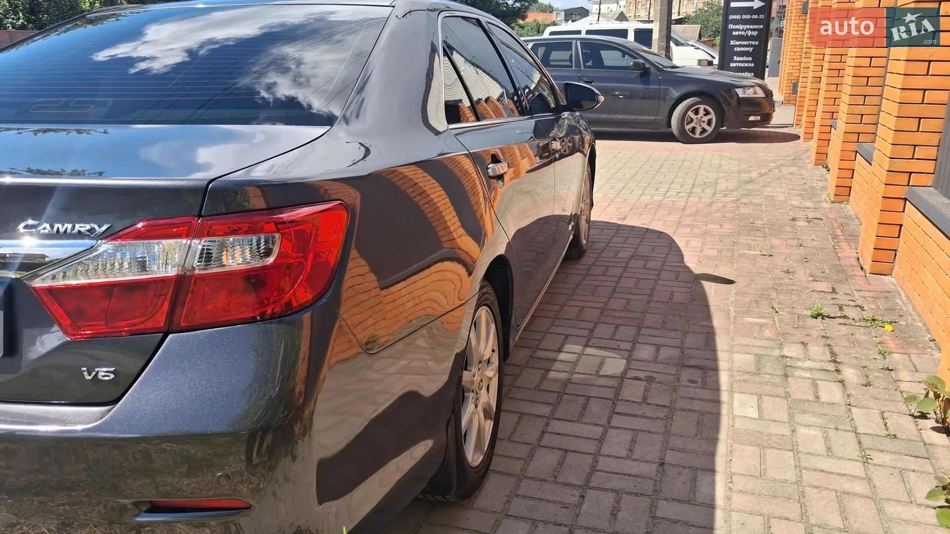 2011 Toyota Camry - мініатюра 8