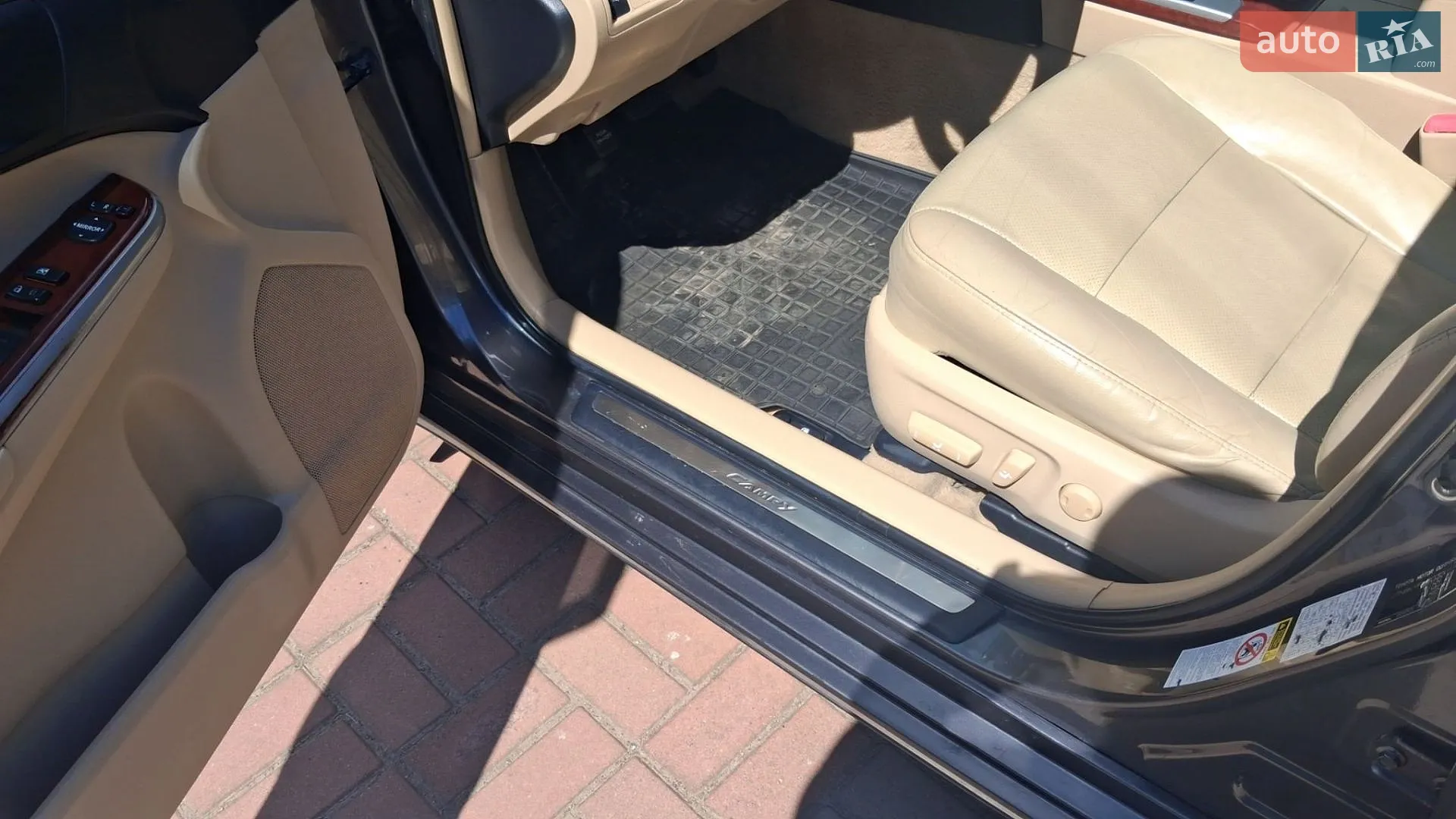 2011 Toyota Camry - мініатюра 17