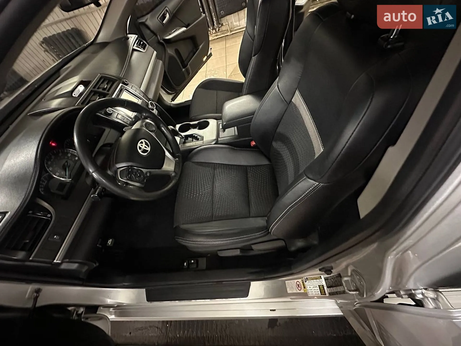 2012 Toyota Camry - мініатюра 21