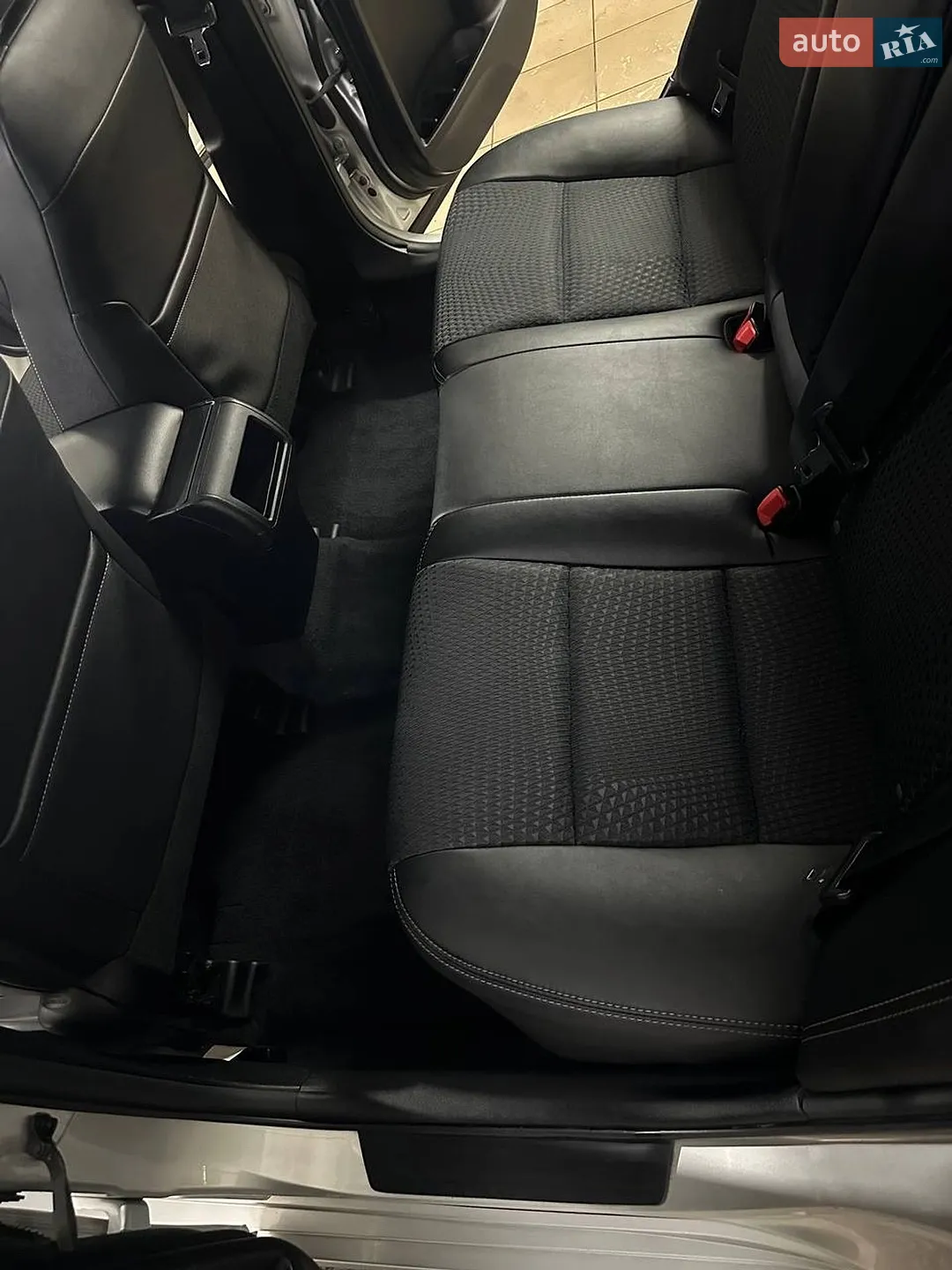 2012 Toyota Camry - мініатюра 25