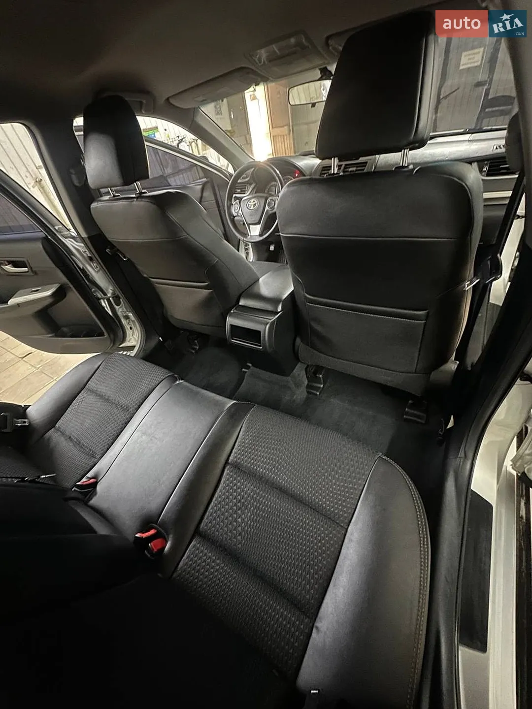 2012 Toyota Camry - мініатюра 32