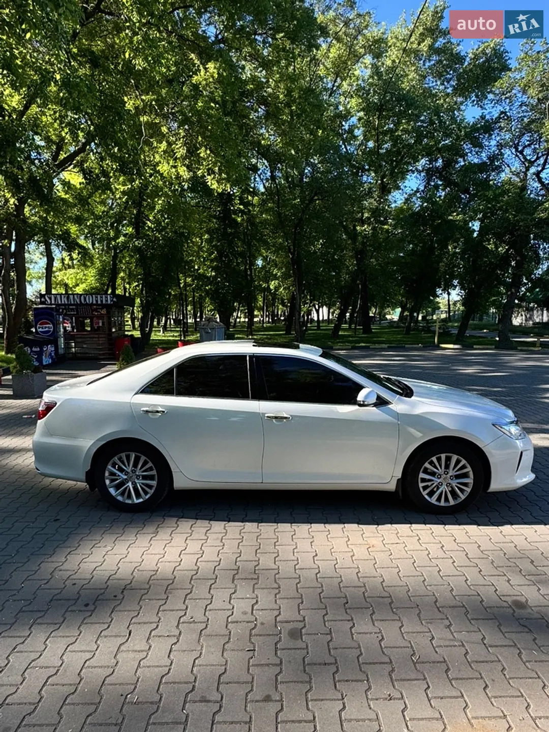 2015 Toyota Camry - мініатюра 4