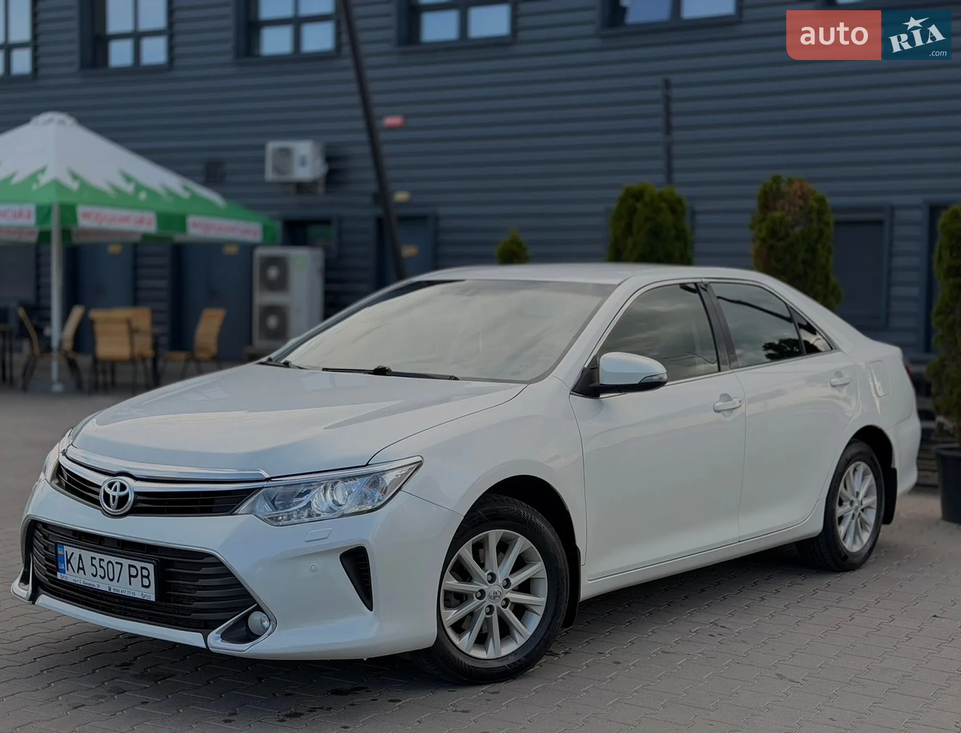 2015 Toyota Camry - мініатюра 3