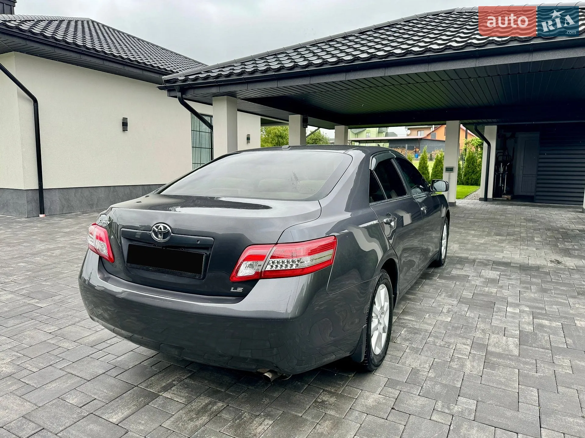 2010 Toyota Camry - мініатюра 10