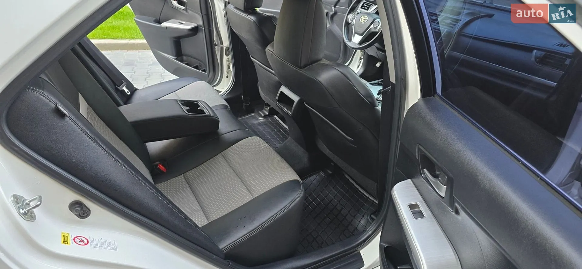 2012 Toyota Camry - мініатюра 10
