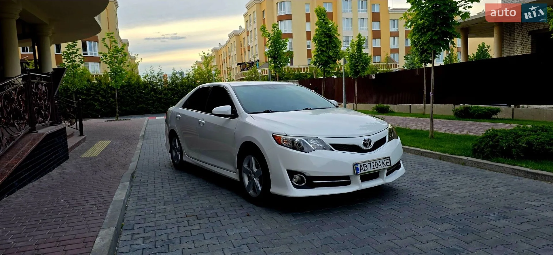 2012 Toyota Camry - мініатюра 22