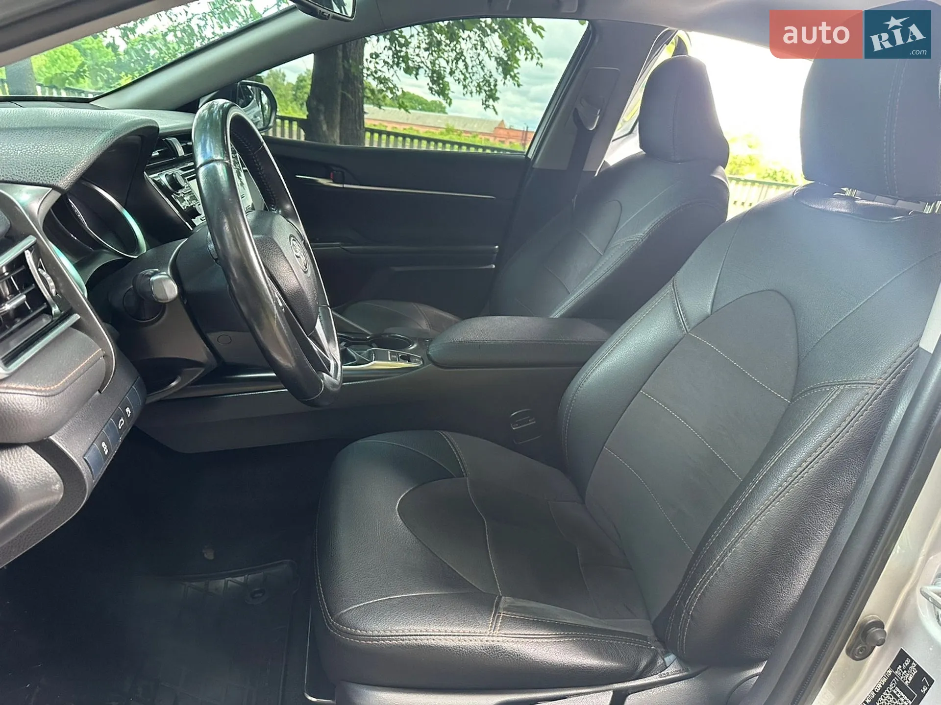 2018 Toyota Camry - мініатюра 21