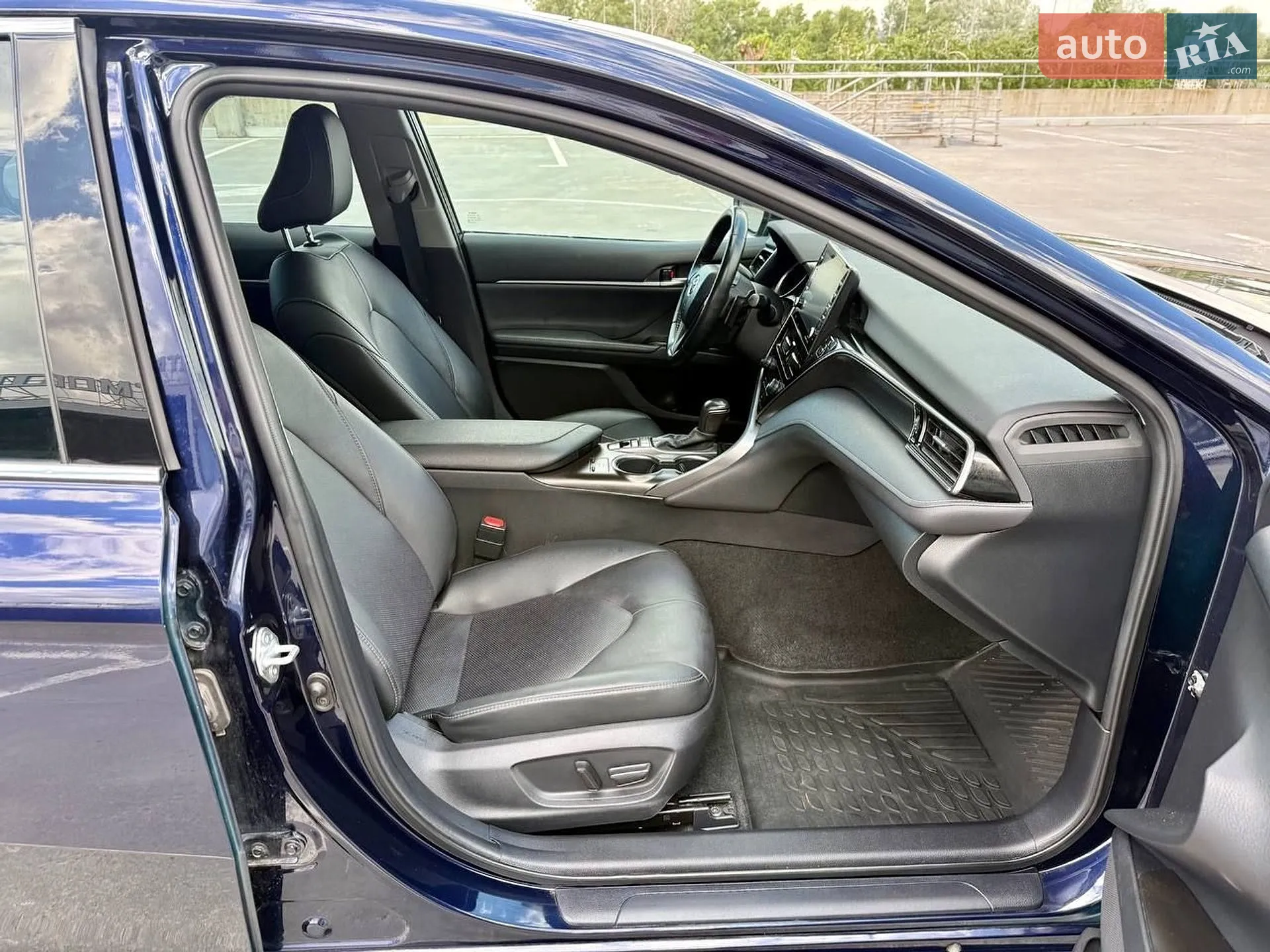 2021 Toyota Camry - мініатюра 38