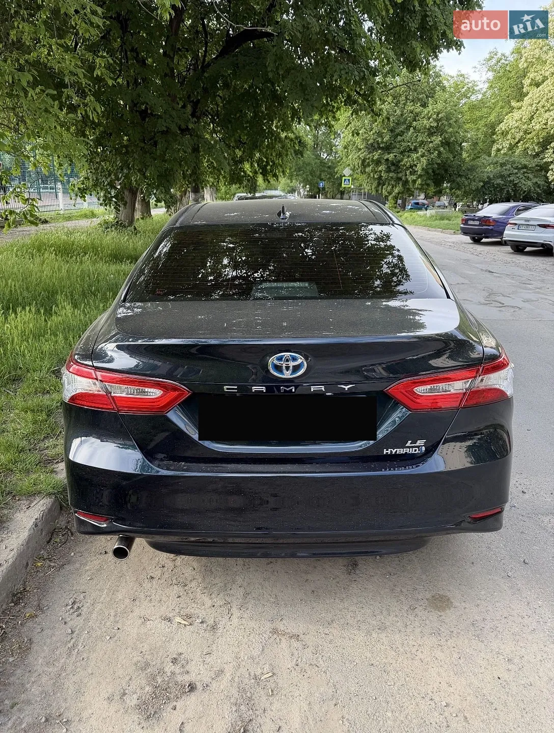 2020 Toyota Camry - мініатюра 2