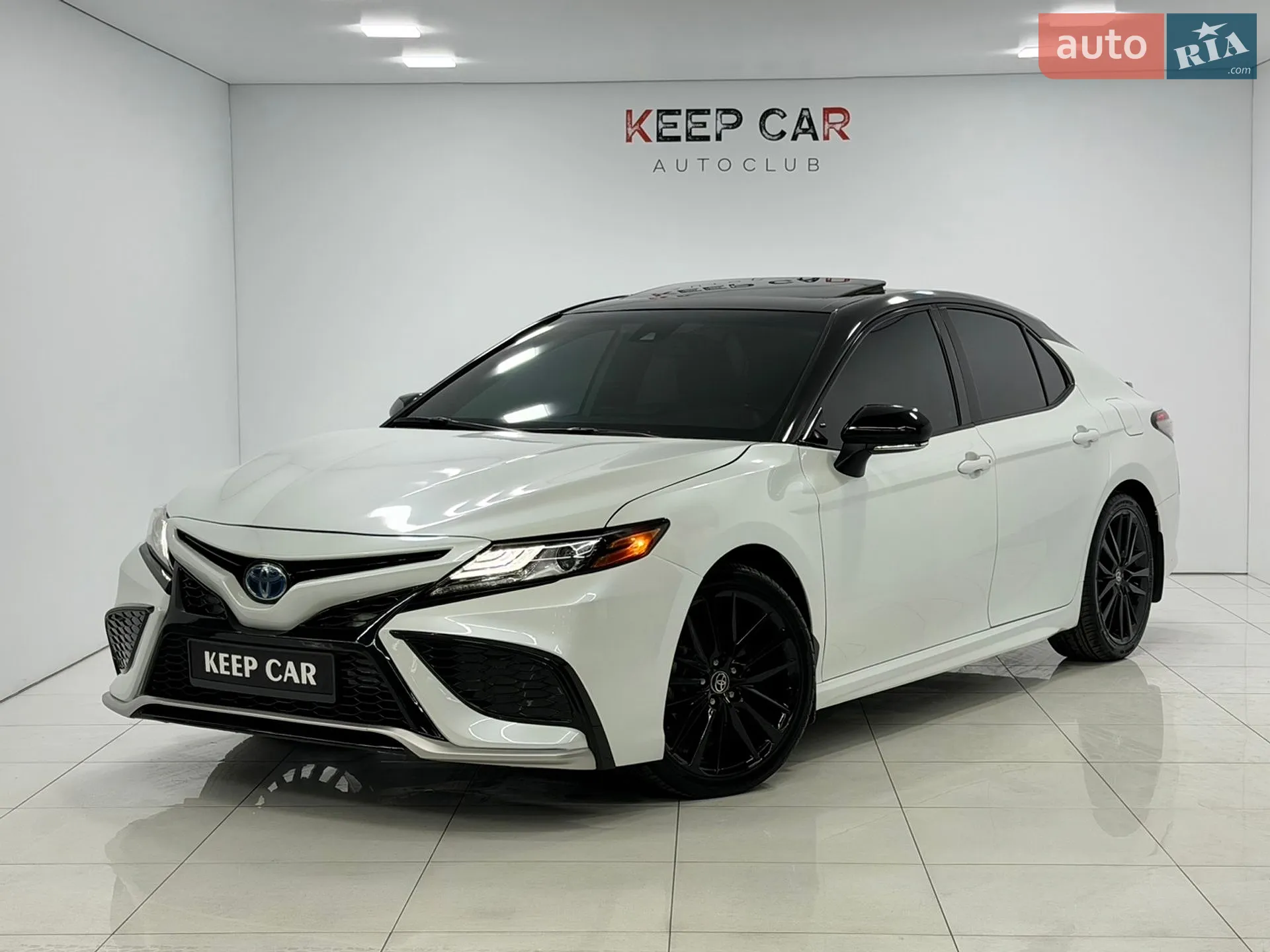 2022 Toyota Camry - фото 1
