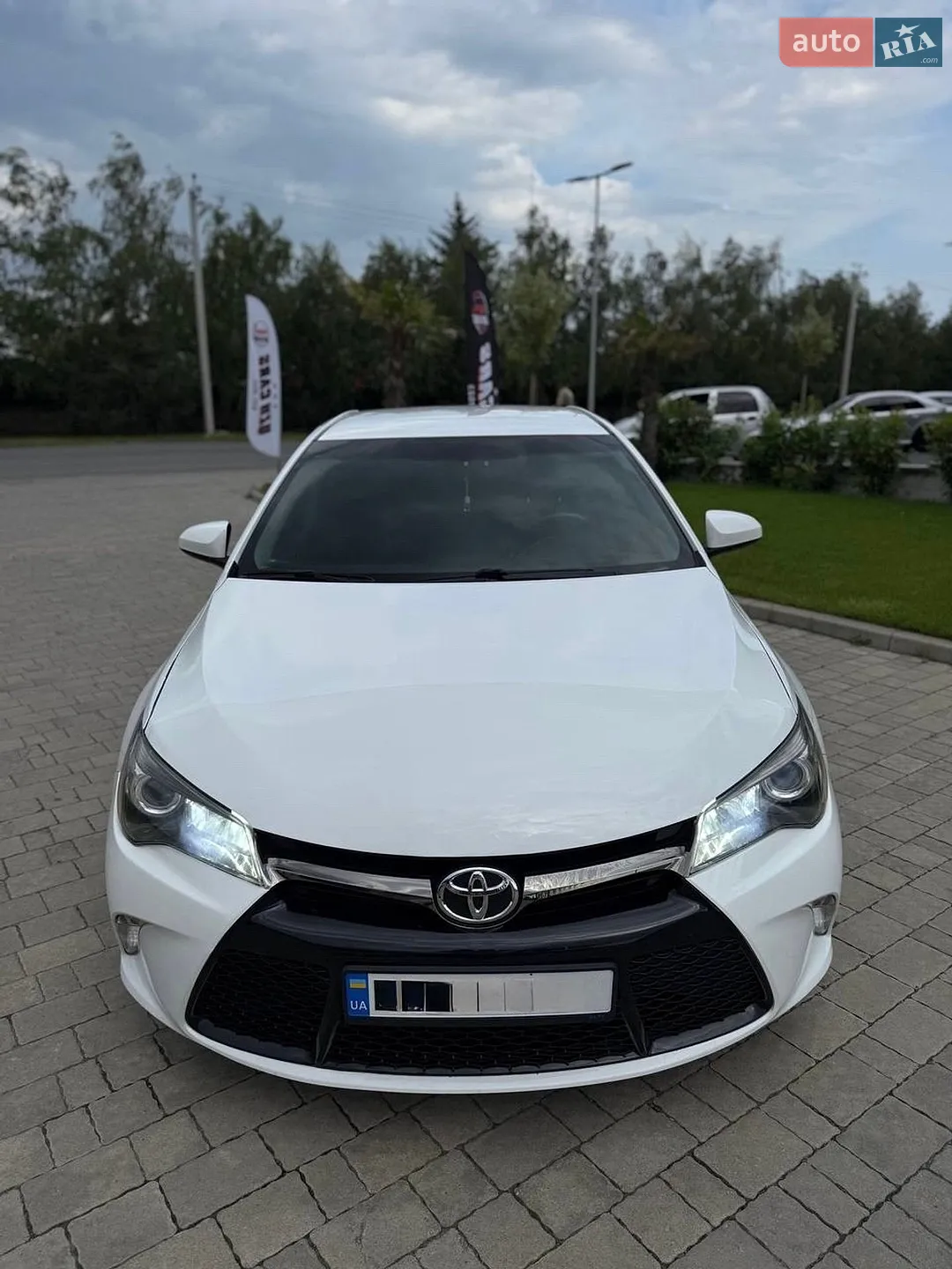 2016 Toyota Camry - мініатюра 5
