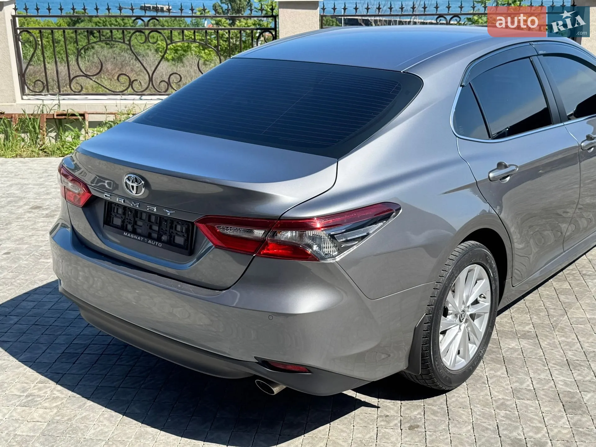 2021 Toyota Camry - мініатюра 8