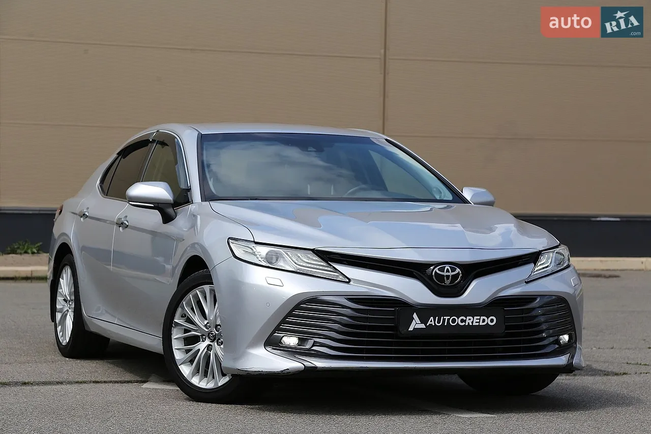 2018 Toyota Camry - мініатюра 18
