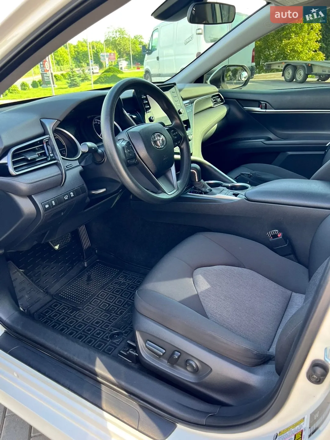 2021 Toyota Camry - мініатюра 17