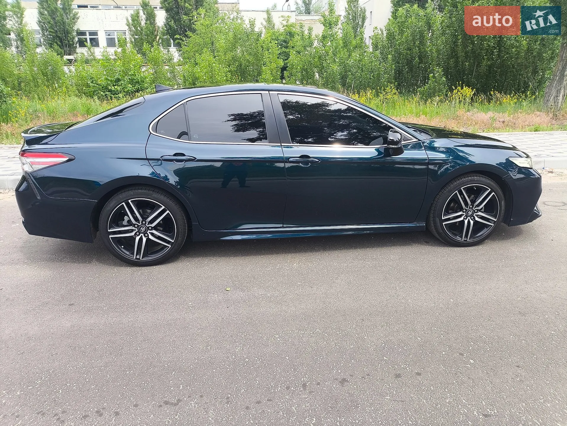2018 Toyota Camry - мініатюра 18
